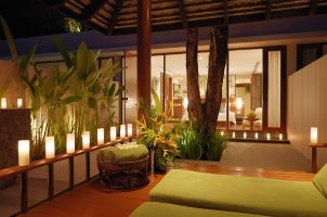 thailand-sarojin-bawa-tours-travel-garden-pool-residence_outside2