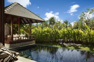 thailand-sarojin-bawa-tours-travel-pool-residence2