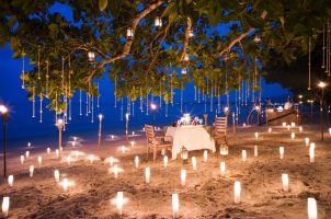 thailand-sarojin-bawa-tours-travel-private-dining_beach1