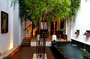 Thailand The Siam Bangkok - Chinese Villa Courtyard