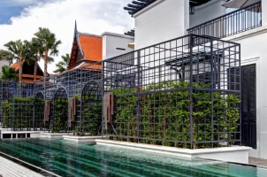 Thailand The Siam Bangkok - Pool towards Thai house