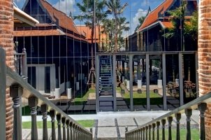 Thailand The Siam Bangkok - Thai house reflection