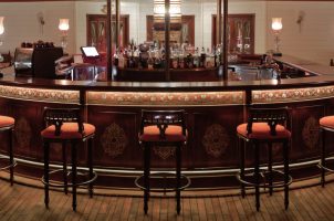 Heritage-Line-I-Lower-Mekong-I-Ship-I-The-Jahan-I-East-India-Bar-Lounge-02