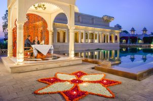 india-the-oberoi-udaivilas-bawa-tours-travel-private-dining