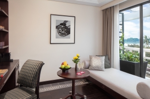 Azerai La Residence Hue - Living Area