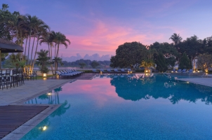 Azerai La Residence Hue - Swimming Pool