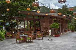 Elephant-Bar