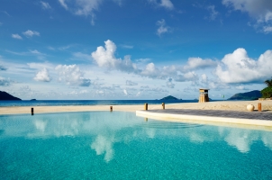 Main Swimming Pool - Six Senses Con Dao - Vietnam