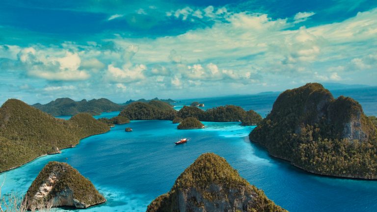 SAMATA Luxury Liveaboard - Exklusive Luxusreisen mit BAWA Tours buchen